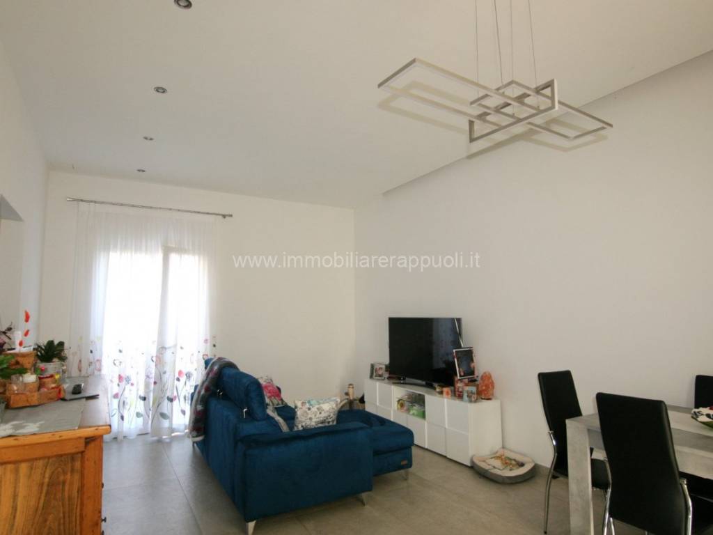 casa indipendente in vendita a Sinalunga