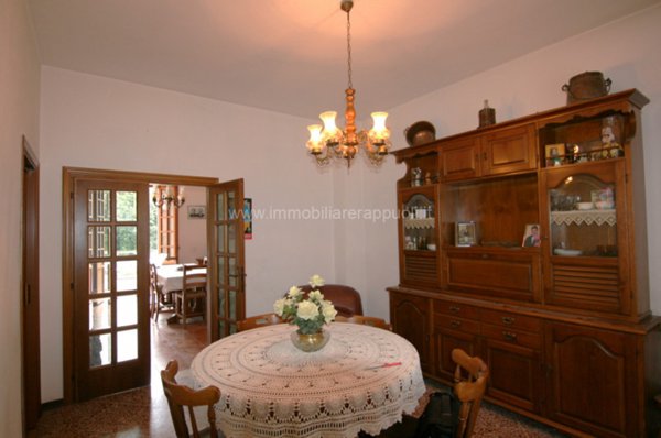 casa indipendente in vendita a Sinalunga in zona Bettolle