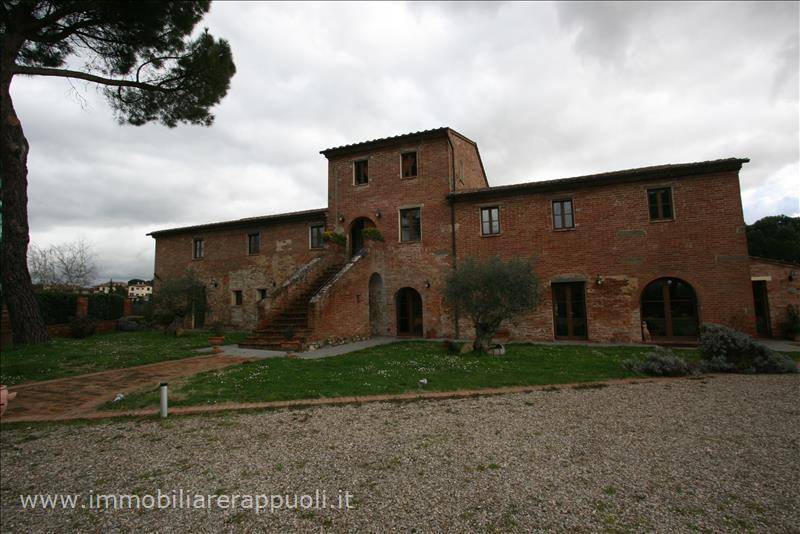 casa indipendente in vendita a Sinalunga in zona Bettolle