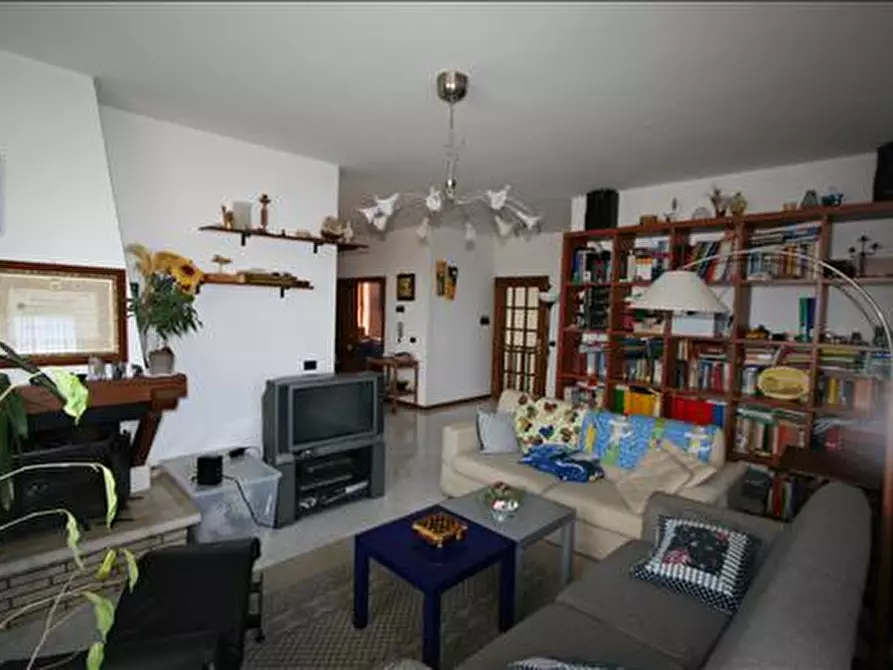 appartamento in vendita a Sinalunga in zona Bettolle
