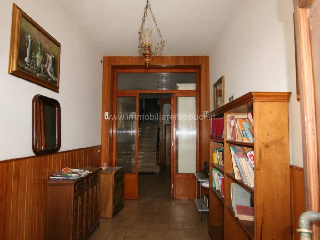 casa indipendente in vendita a Sinalunga