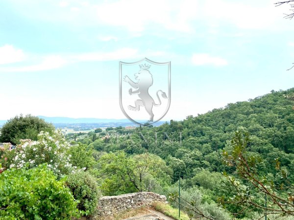 casa indipendente in vendita a Sinalunga in zona Scrofiano