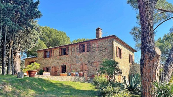 casa indipendente in vendita a Sinalunga