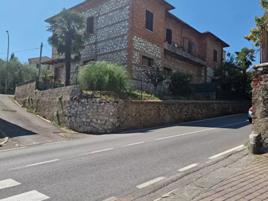 casa indipendente in vendita a Sinalunga