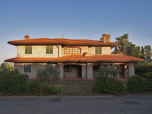 casa indipendente in vendita a Sinalunga