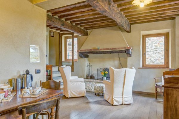 casa indipendente in vendita a Sinalunga