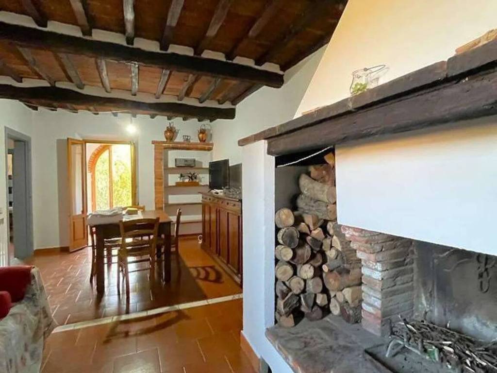 casa indipendente in vendita a Sinalunga