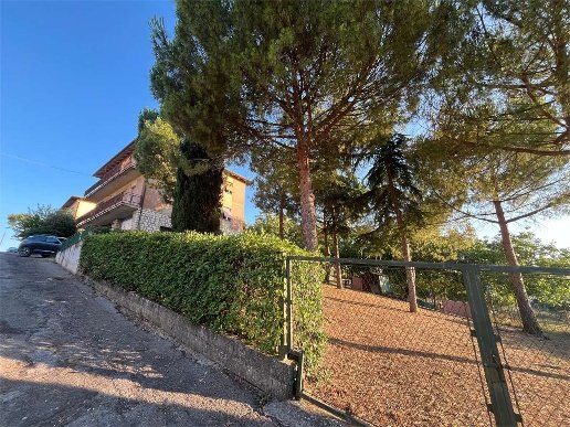 casa indipendente in vendita a Sinalunga