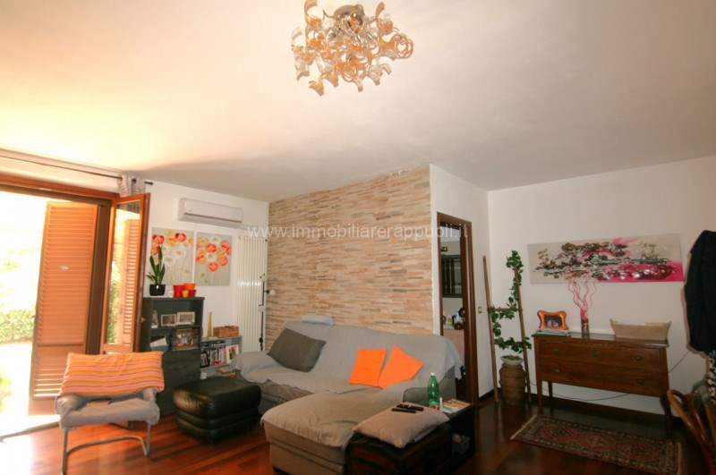 casa indipendente in vendita a Sinalunga