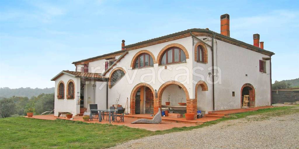 casa indipendente in vendita a Sinalunga