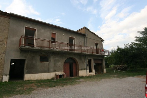 casa indipendente in vendita a Sinalunga