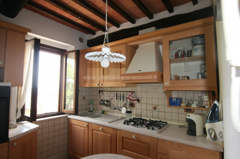 casa indipendente in vendita a Sinalunga in zona Rigomagno