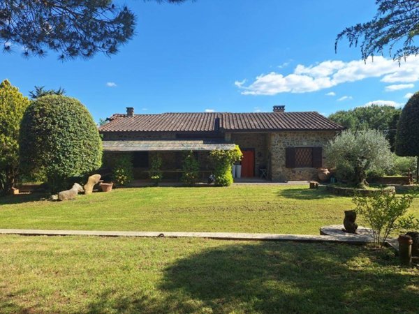 casa indipendente in vendita a Sinalunga in zona Rigomagno