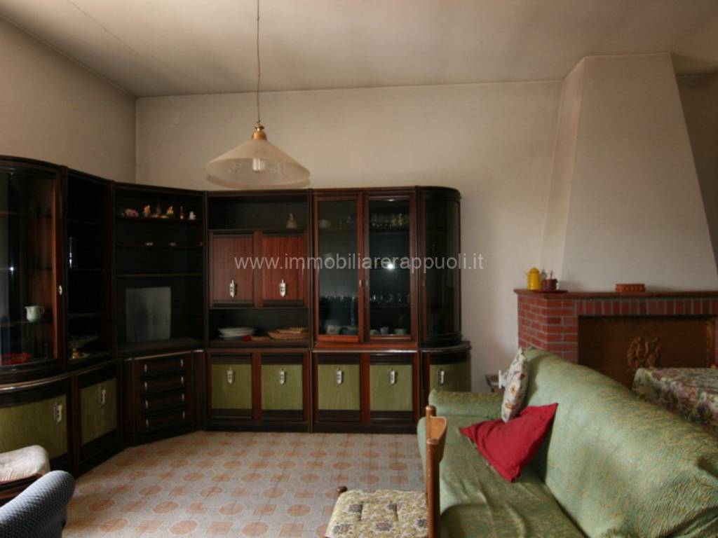 casa indipendente in vendita a Sinalunga in zona Rigomagno