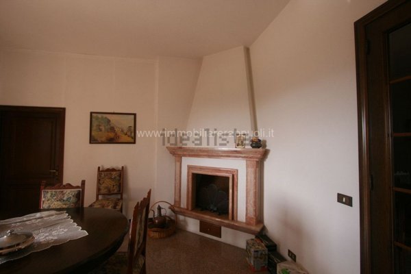 casa indipendente in vendita a Sinalunga