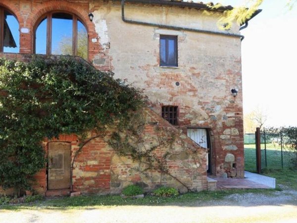 casa indipendente in vendita a Sinalunga