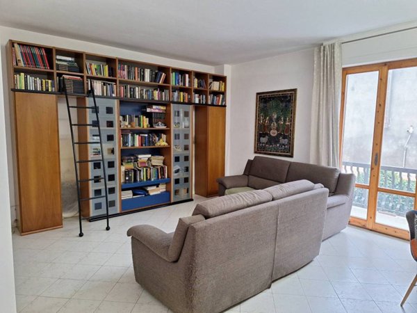 appartamento in vendita a Sinalunga in zona Guazzino