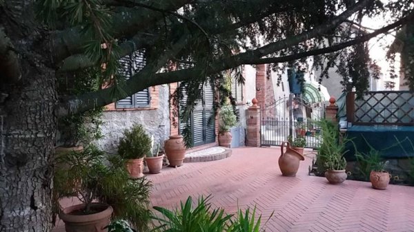 casa indipendente in vendita a Sinalunga