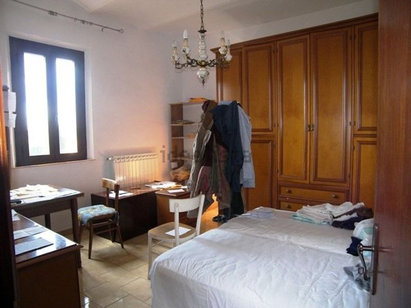 casa indipendente in vendita a Sinalunga