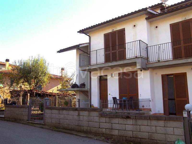 appartamento in vendita a Sinalunga in zona Bettolle