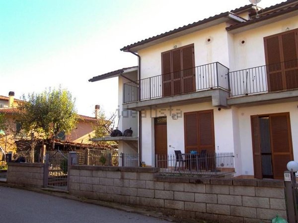 appartamento in vendita a Sinalunga in zona Bettolle