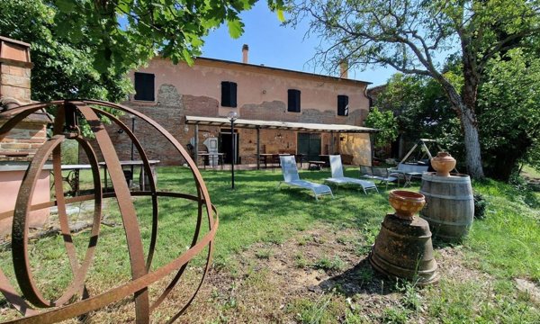 casale in vendita a Sinalunga