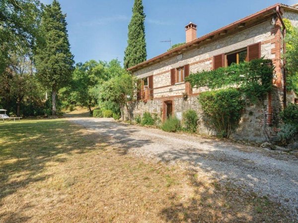casa indipendente in vendita a Sinalunga in zona Rigomagno