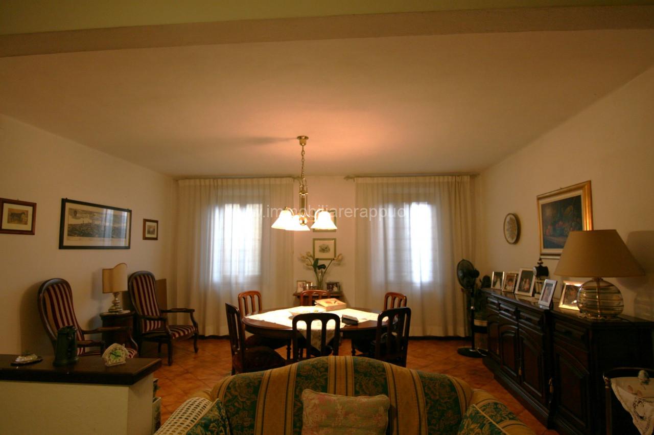 appartamento in vendita a Sinalunga in zona Bettolle