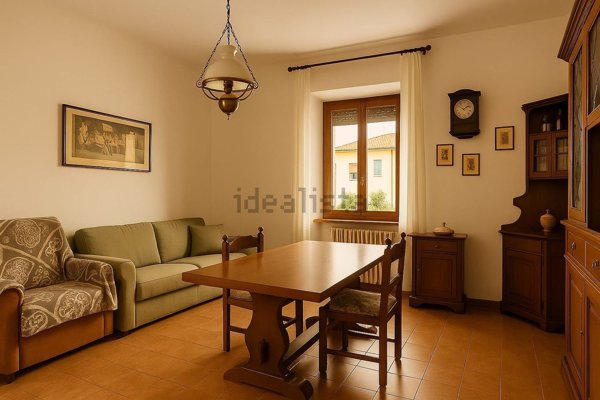 casa indipendente in vendita a Sinalunga in zona Bettolle