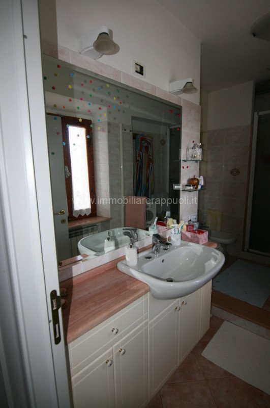 casa indipendente in vendita a Sinalunga