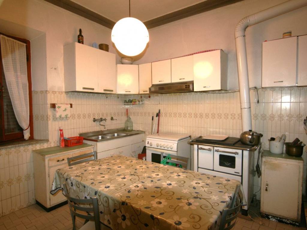 casa indipendente in vendita a Sinalunga in zona Rigomagno