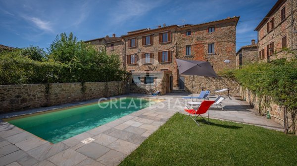 casa indipendente in vendita a Sinalunga in zona Rigomagno
