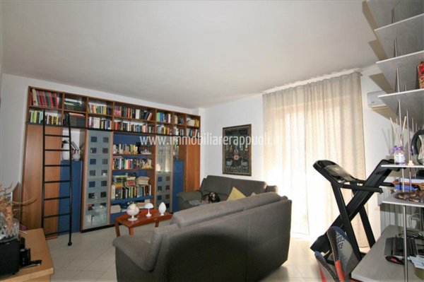 appartamento in vendita a Sinalunga in zona Guazzino