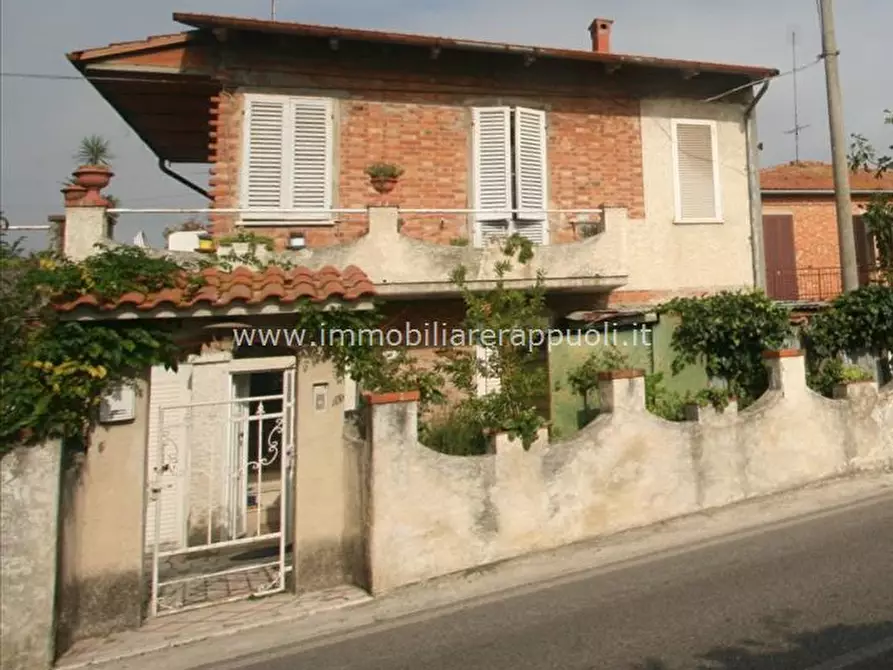 casa indipendente in vendita a Sinalunga in zona Guazzino