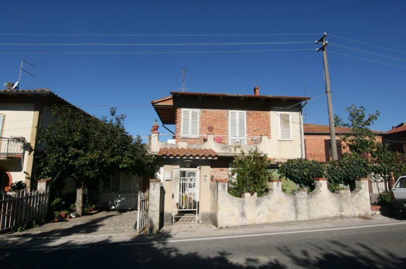 casa indipendente in vendita a Sinalunga in zona Guazzino