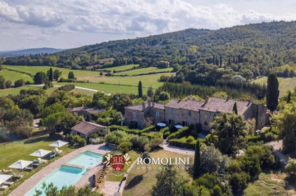 villa in vendita a Sinalunga