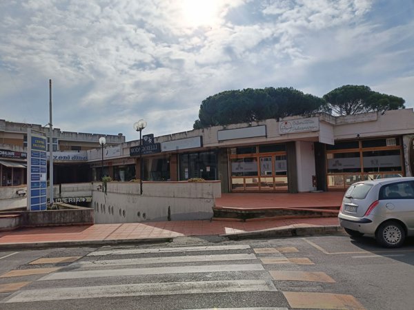 negozio in vendita a Sinalunga