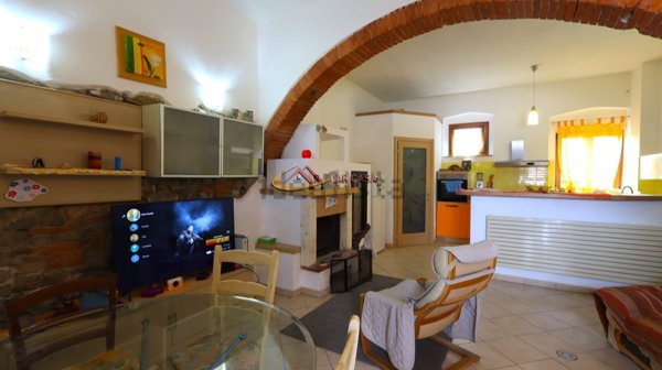 appartamento in vendita a Sinalunga in zona La Fratta