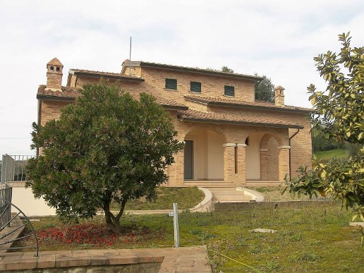 casa indipendente in vendita a Sinalunga