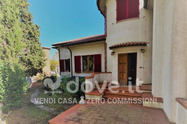 casa indipendente in vendita a Sinalunga