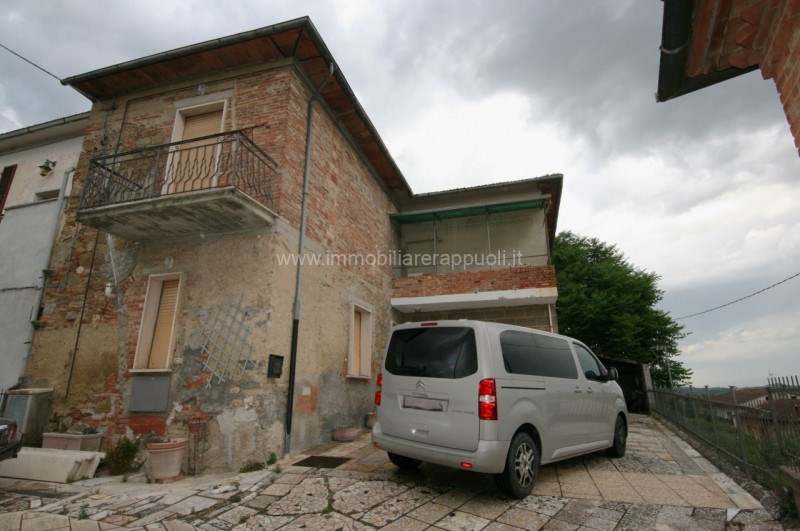 casa indipendente in vendita a Sinalunga