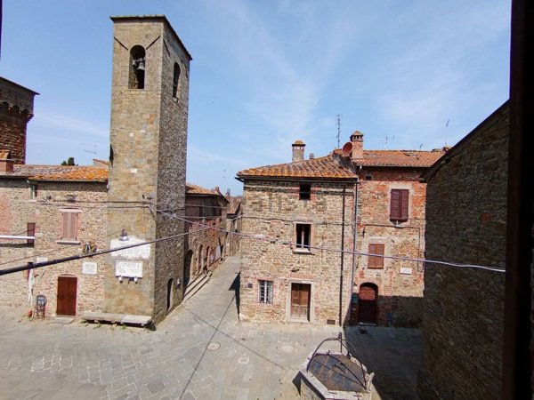 casa indipendente in vendita a Sinalunga in zona Rigomagno