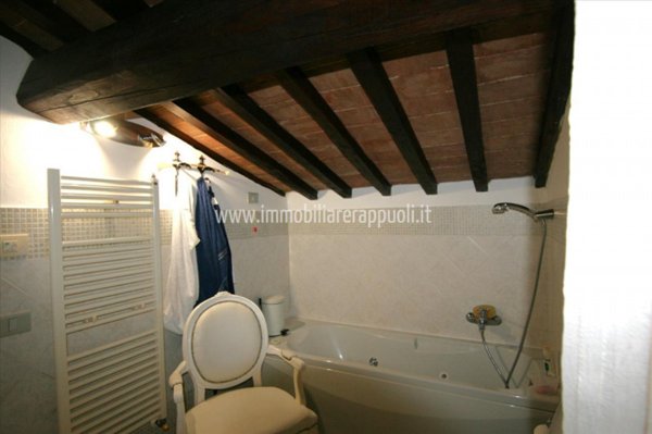 casa indipendente in vendita a Sinalunga in zona Rigomagno