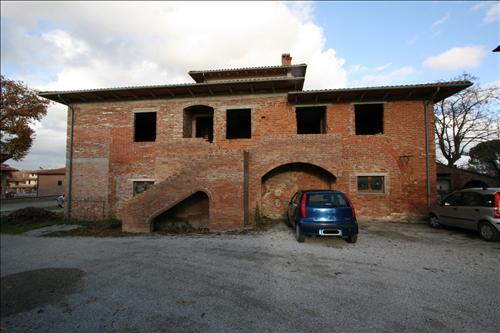 casa indipendente in vendita a Sinalunga