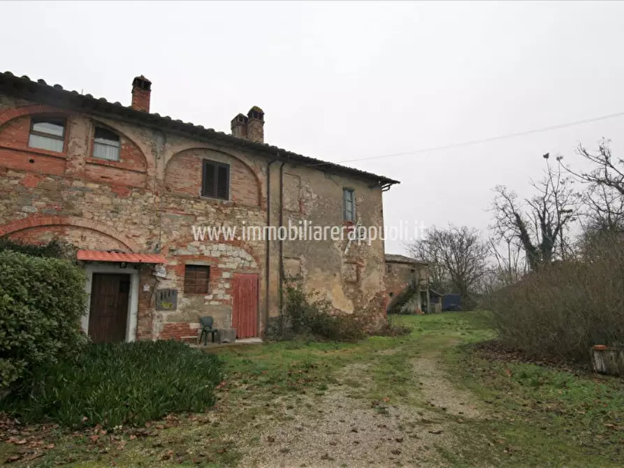 casa indipendente in vendita a Sinalunga