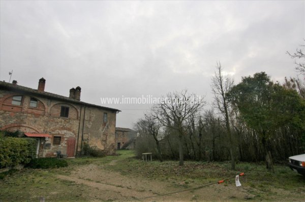 casale in vendita a Sinalunga