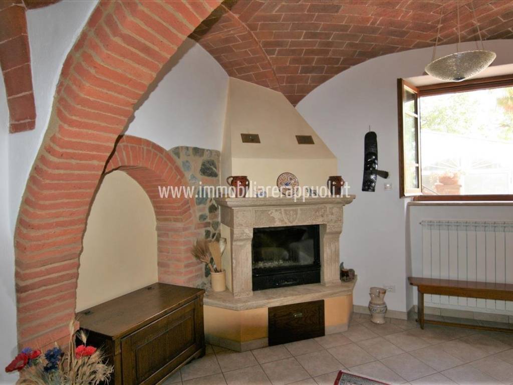 casa indipendente in vendita a Sinalunga