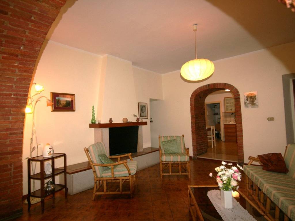 appartamento in vendita a Sinalunga in zona Scrofiano