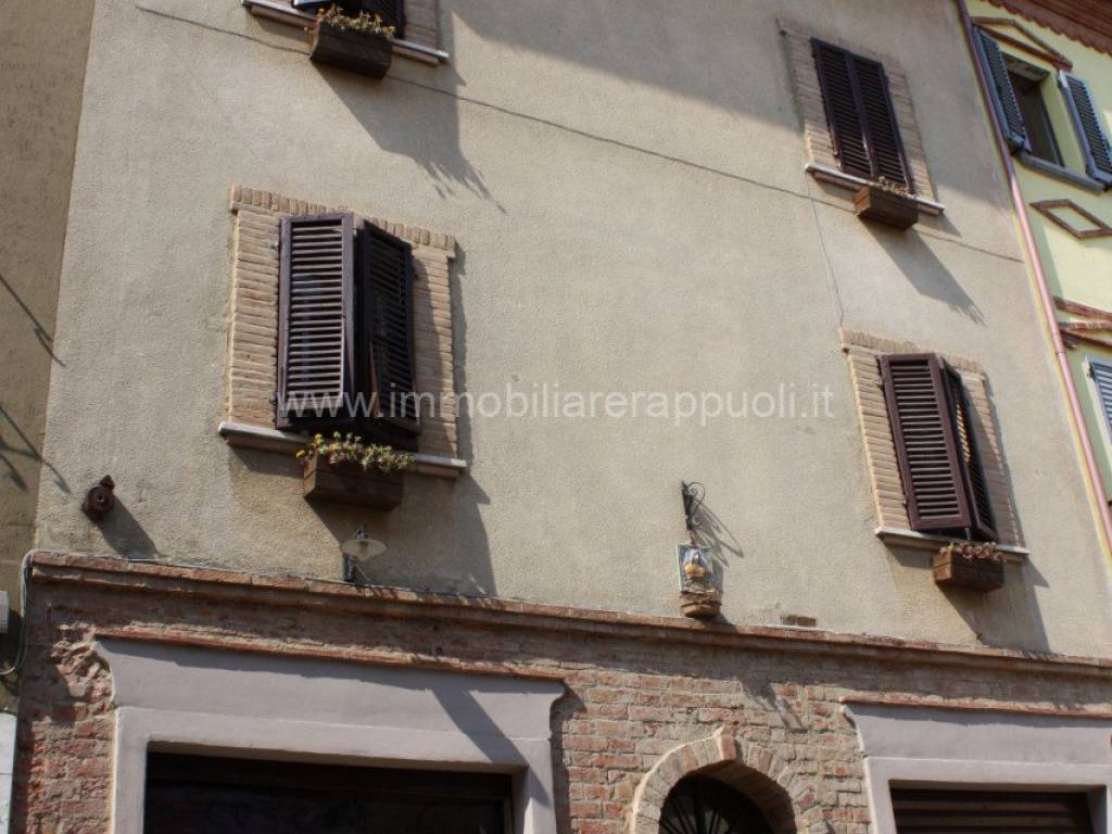 appartamento in vendita a Sinalunga in zona Bettolle