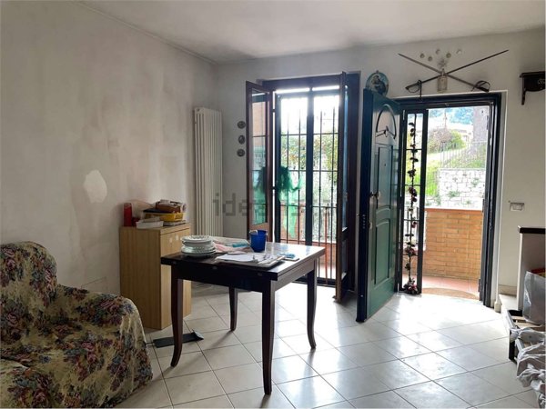 casa indipendente in vendita a Sinalunga